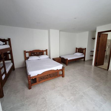 Hotel Antonella Plaza Pinchote Ngoại thất bức ảnh