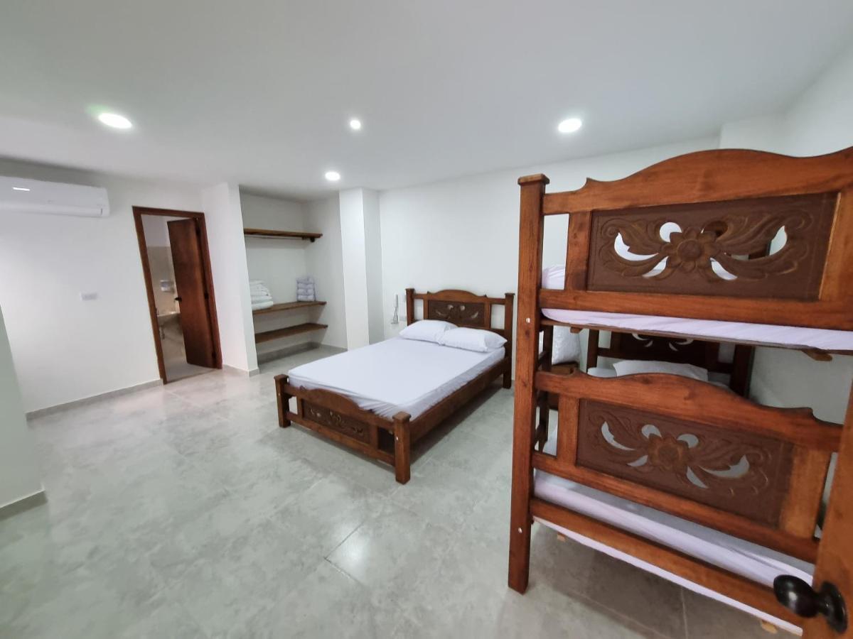 Hotel Antonella Plaza Pinchote Ngoại thất bức ảnh